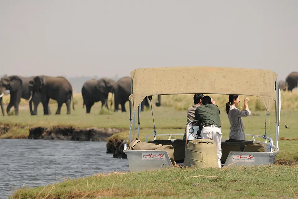 Botswana + Namibia landscapes & wildlife